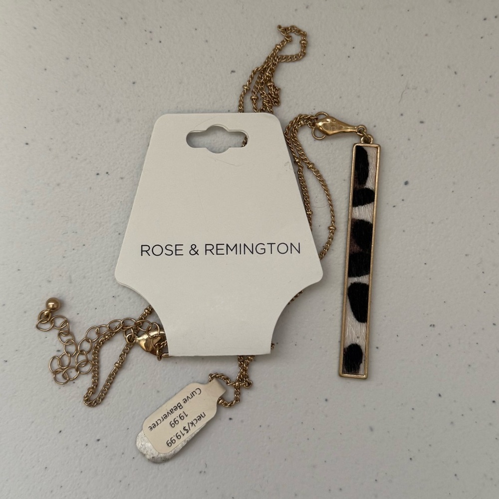 Rose & Remington Spotted Bar Necklace